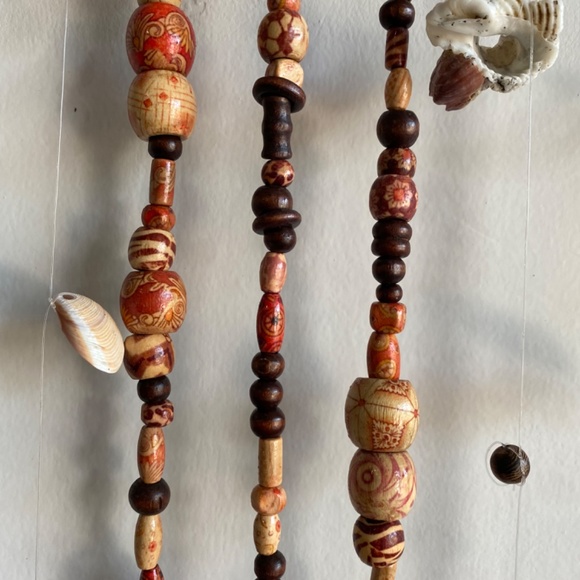 27” x 43” multi-bead and shell wall decor/indoor wind-chime - Picture 3 of 3